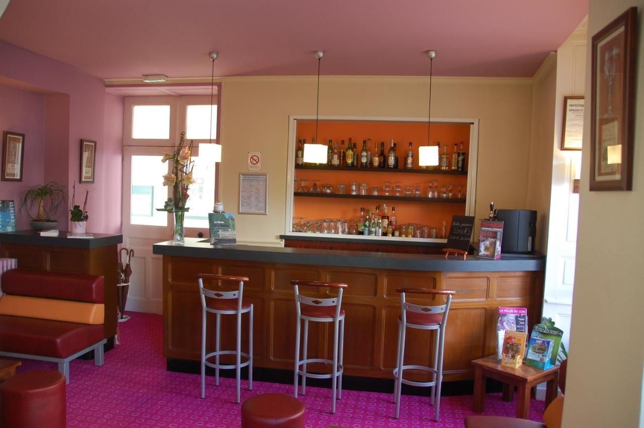 Logis Hotel Le Vert Galant La Flèche Εξωτερικό φωτογραφία