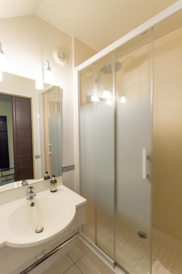 Logis Hotel Le Vert Galant La Flèche Εξωτερικό φωτογραφία