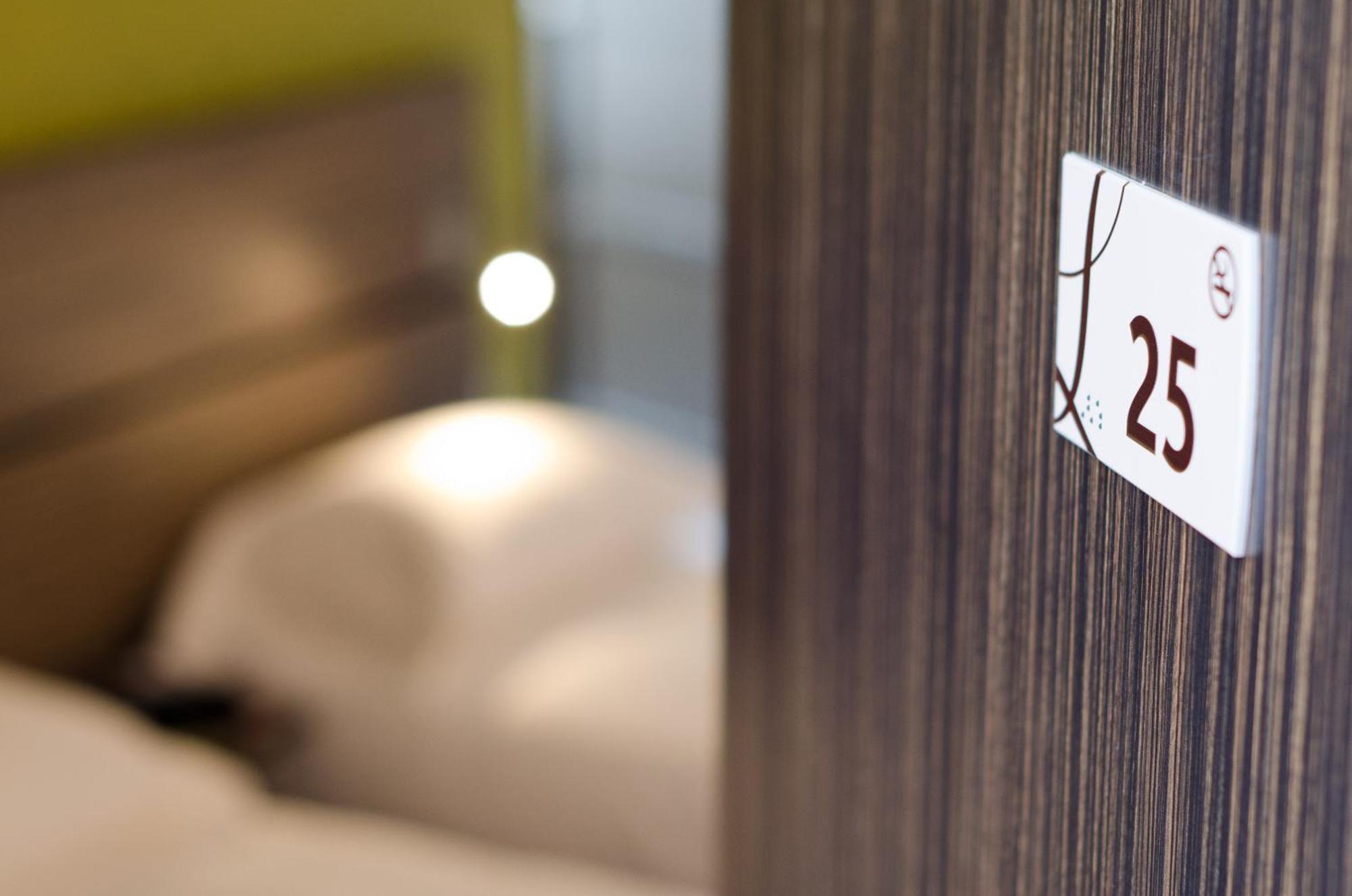 Logis Hotel Le Vert Galant La Flèche Εξωτερικό φωτογραφία