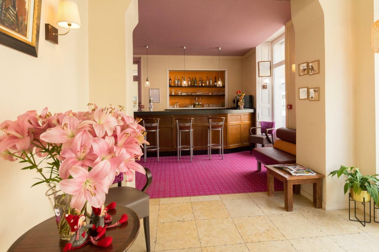 Logis Hotel Le Vert Galant La Flèche Εξωτερικό φωτογραφία