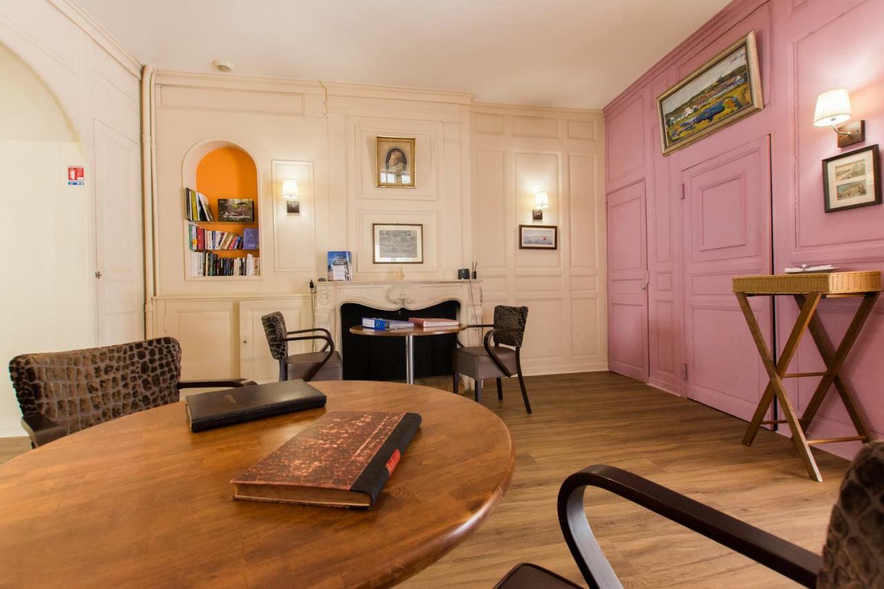 Logis Hotel Le Vert Galant La Flèche Εξωτερικό φωτογραφία